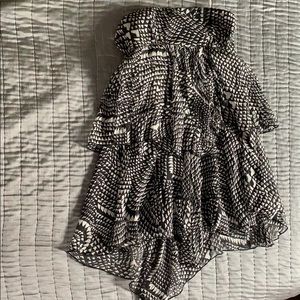 BCBG MAXAZAIA Strapless dress. Silk. Brand new.